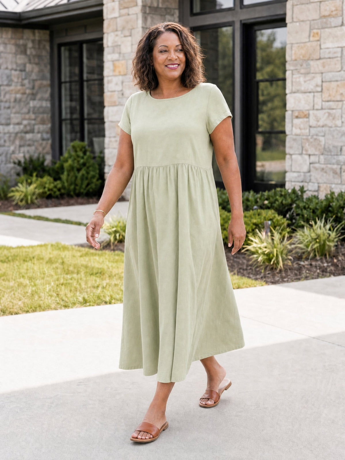 The Relaxed Midi Dress with Pockets