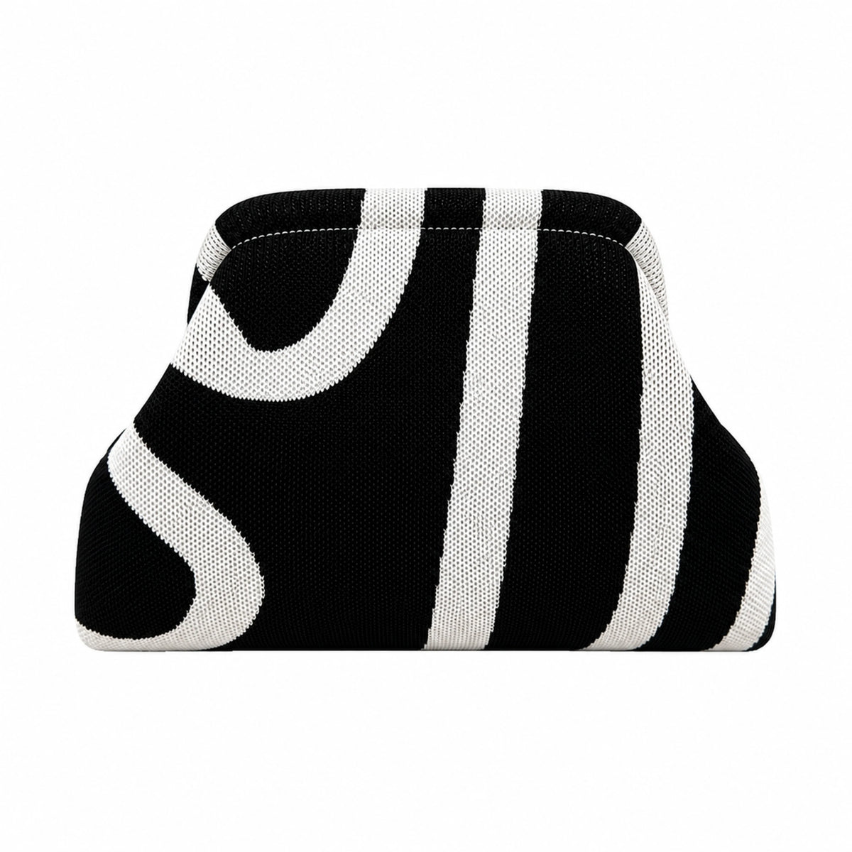 Knitty – The Snap-Shut Makeup Bag