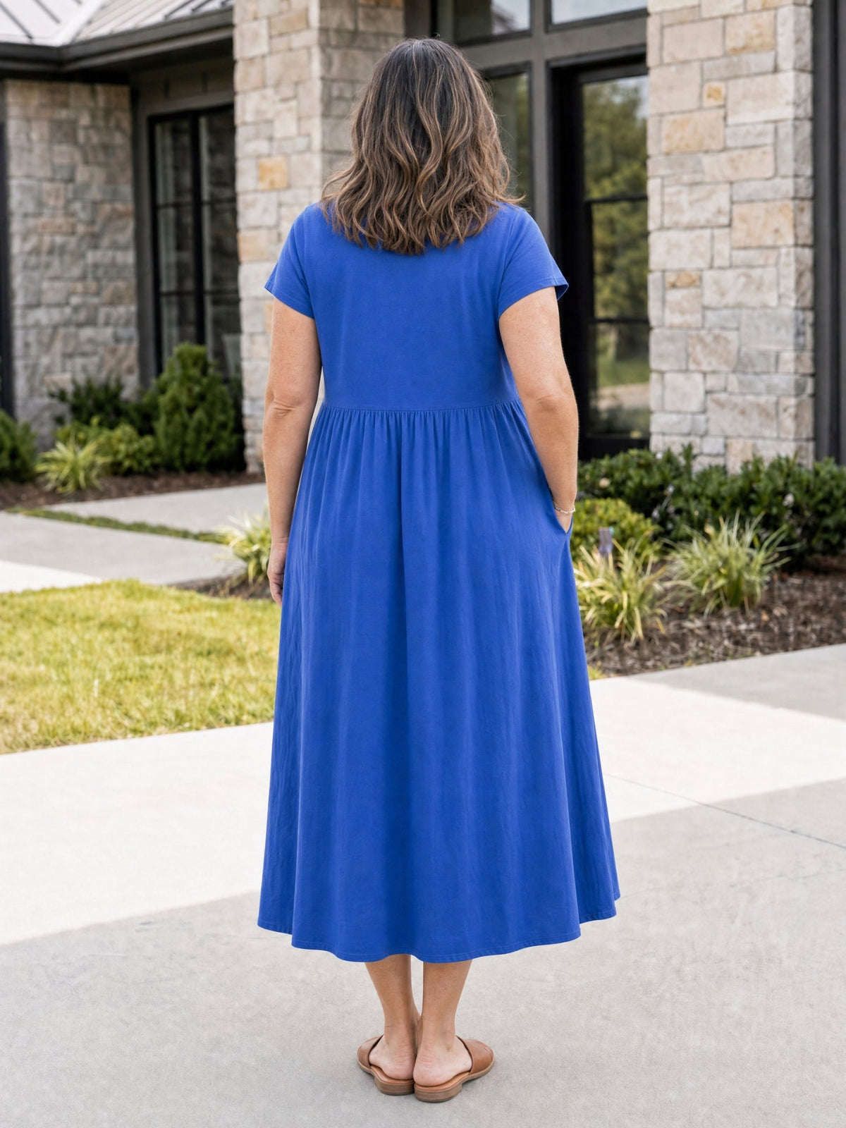 The Relaxed Midi Dress with Pockets