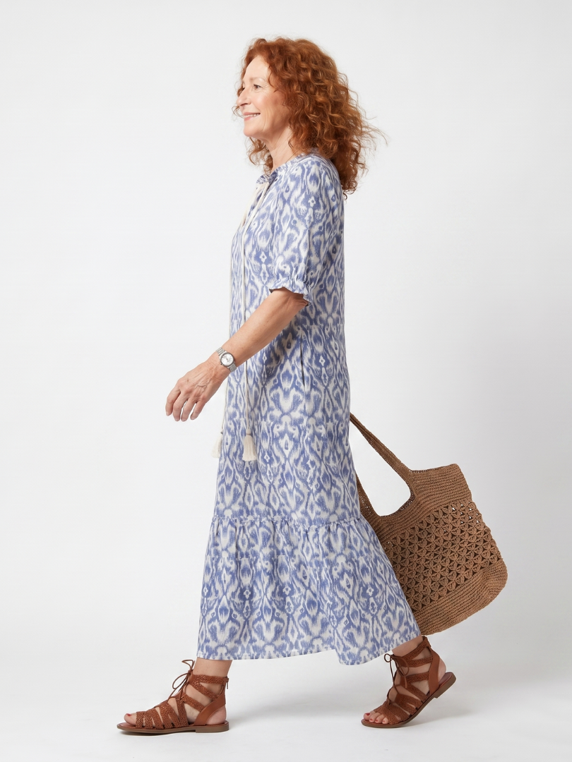 Olivia | Tassel-Tie Neck Printed Midi Dress