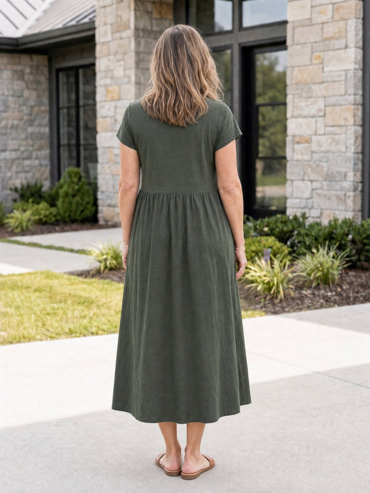 The Relaxed Midi Dress with Pockets