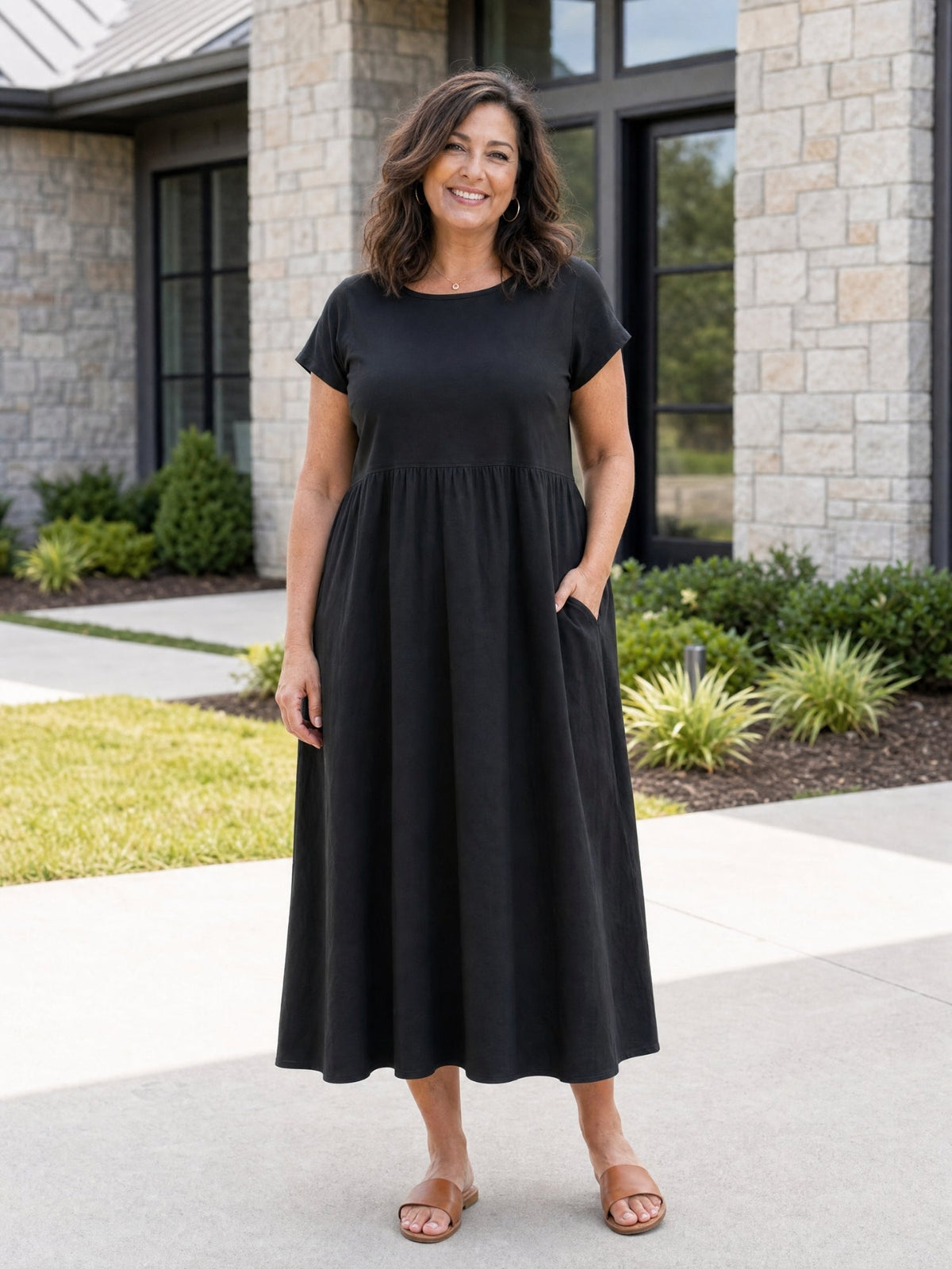 The Relaxed Midi Dress with Pockets