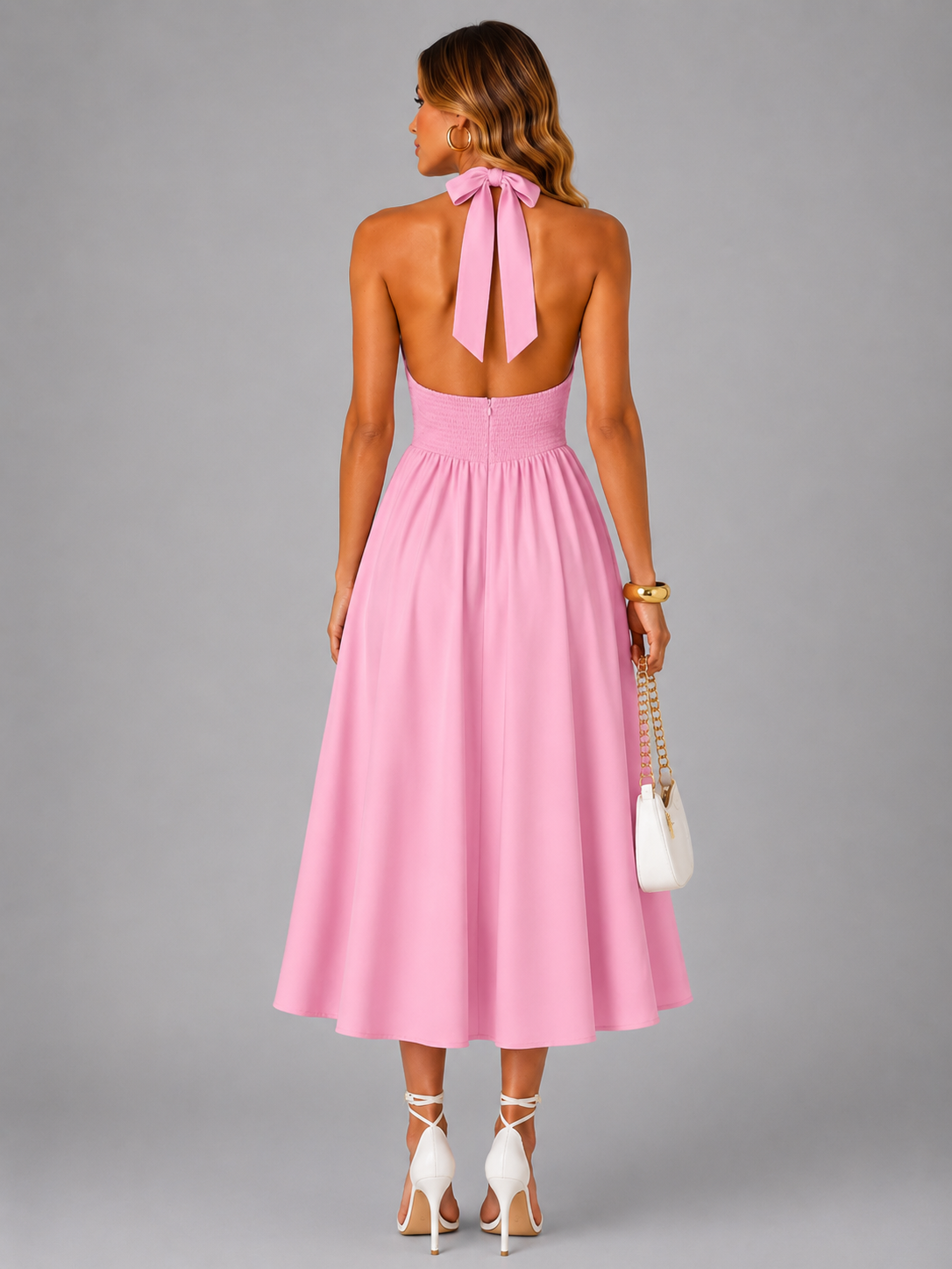 Carlotta | Abito midi con scollo a halter e arricciature
