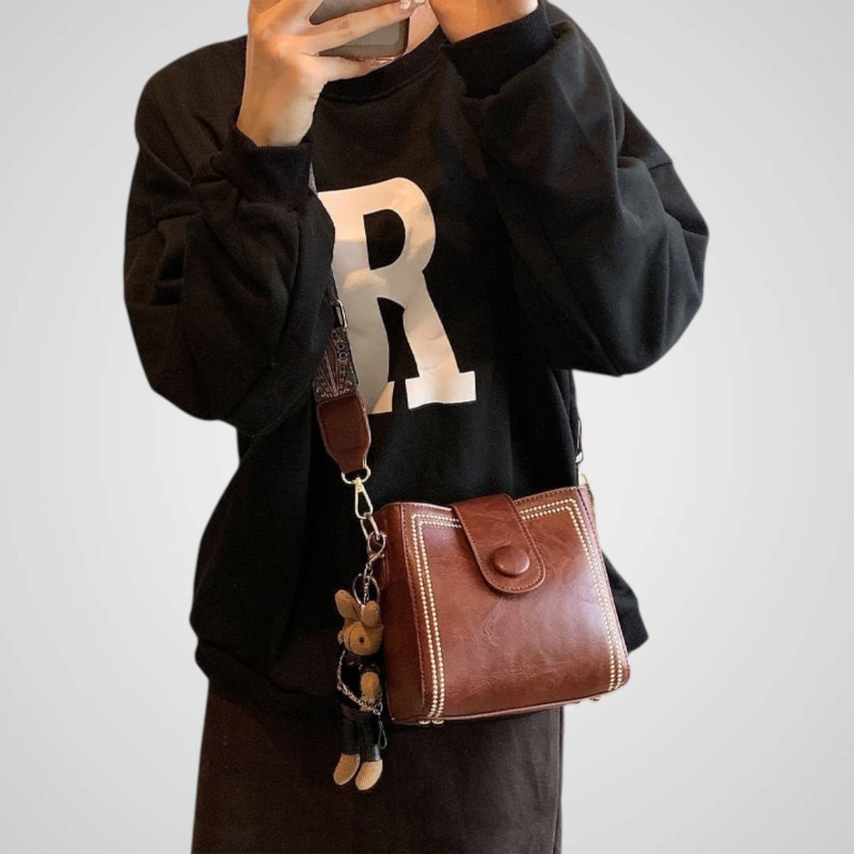 Uro | Retro Bag with Wide Adjustable Strap