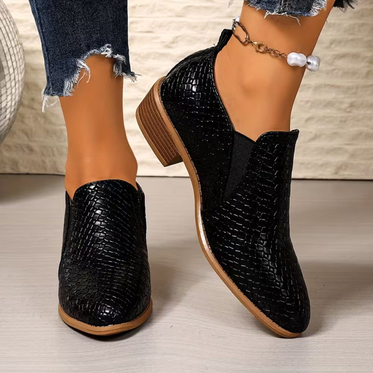 Rikke™ - Loafers with Pointed Toe and Wide Heel