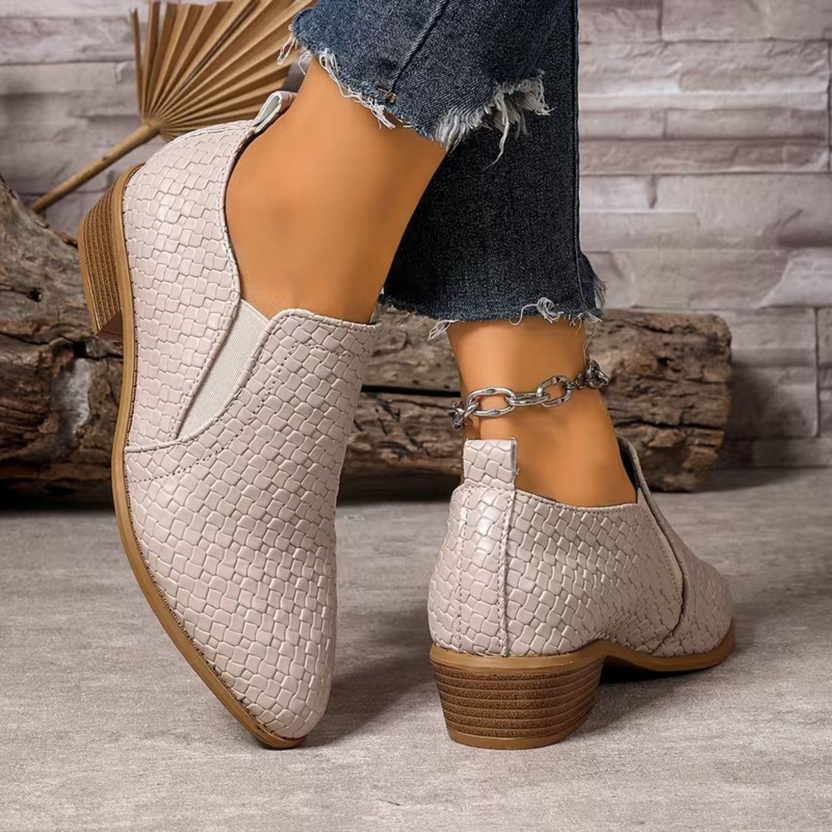 Rikke™ - Loafers with Pointed Toe and Wide Heel