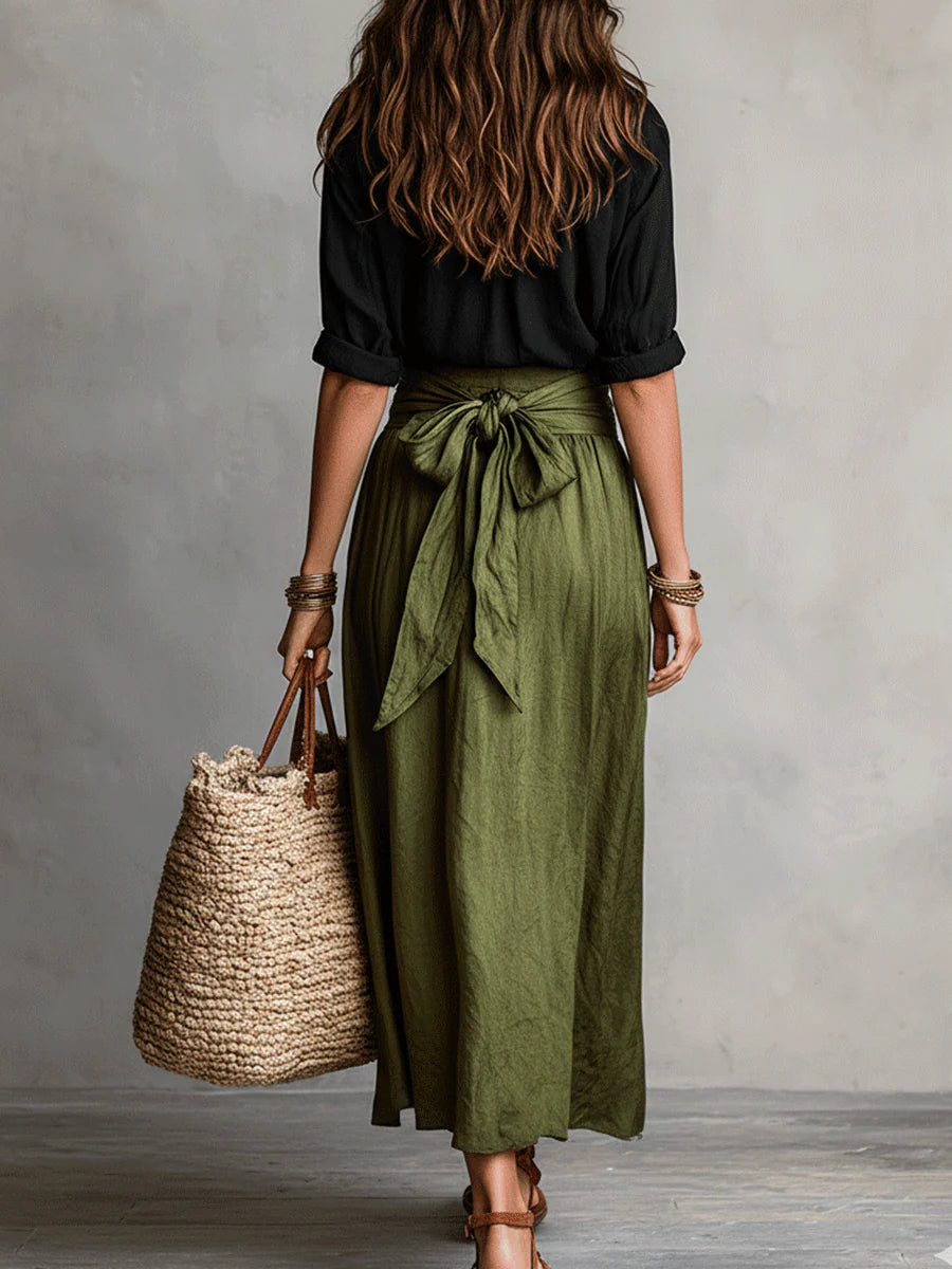SAGE | Set di Due Pezzi: Top Nero e Gonna Midi Verde Oliva