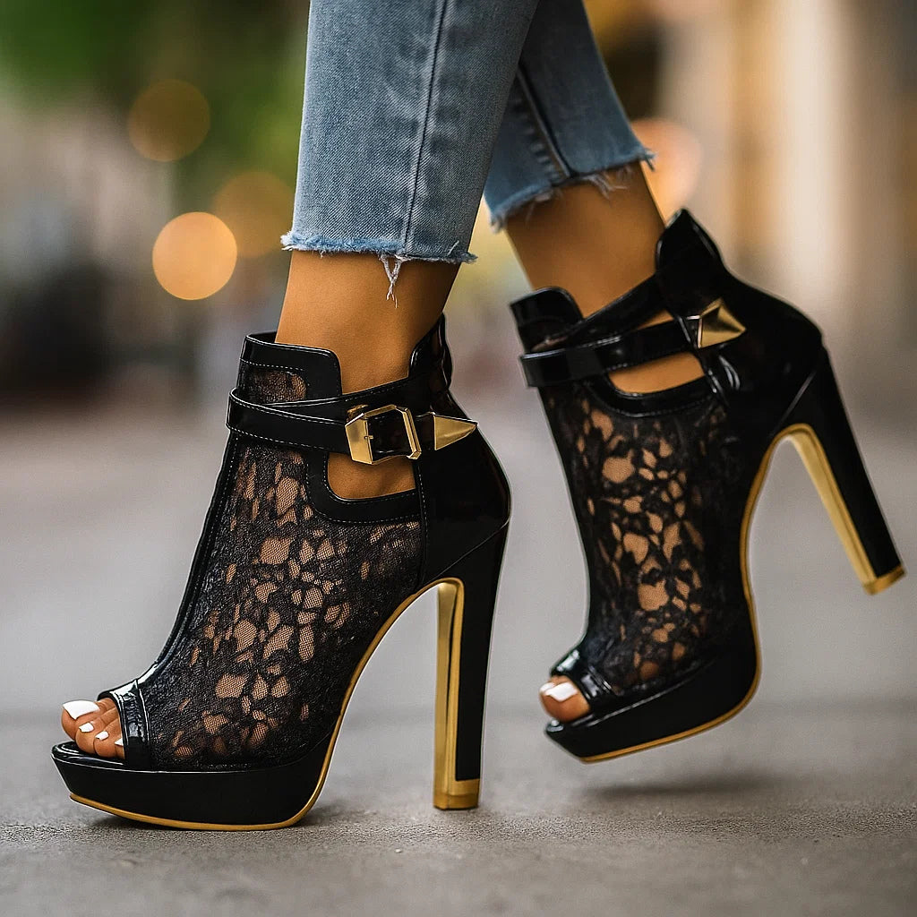 Liliana - Tacchi con Pizzo
