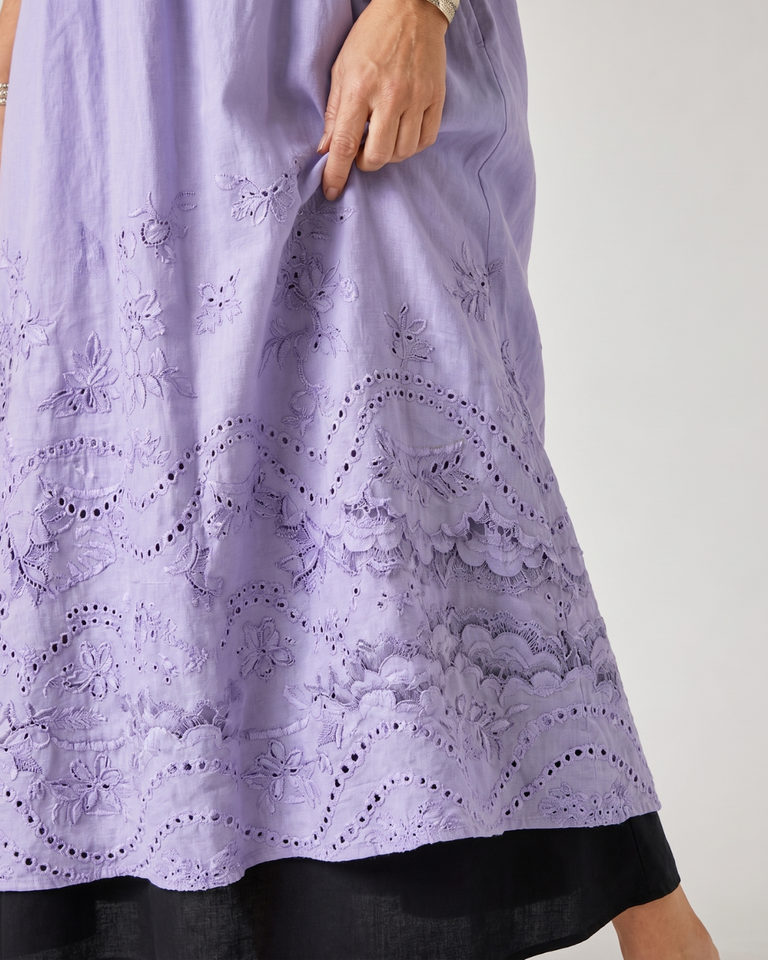 Evelin | Abito midi boho con orlo ricamato