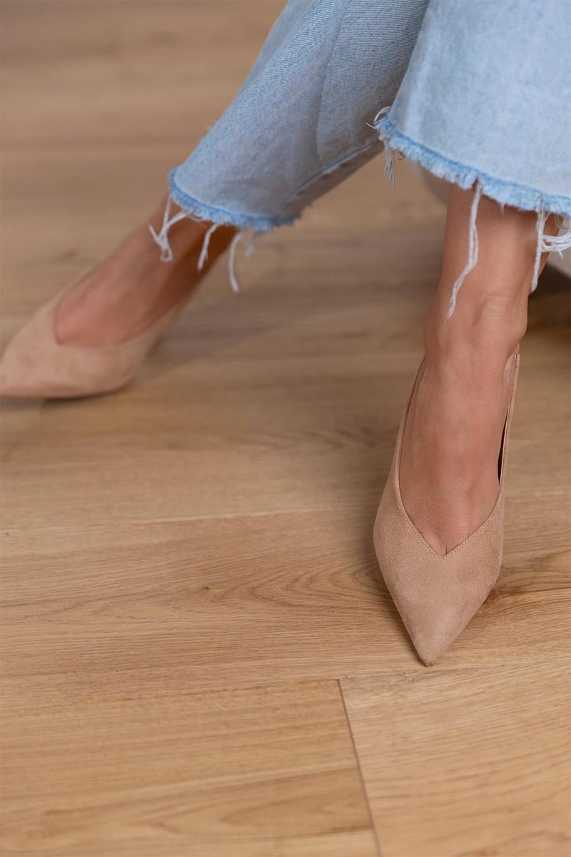 Marlene - Pumps slingback nude con un tacco sottile